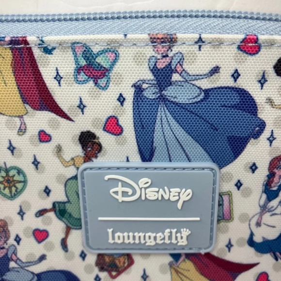 LOUNGEFLY X DISNEY Collab Princess Wallet Wristlet Makeup Bag MSRP $58 NEW NWT - Picture 3 of 4